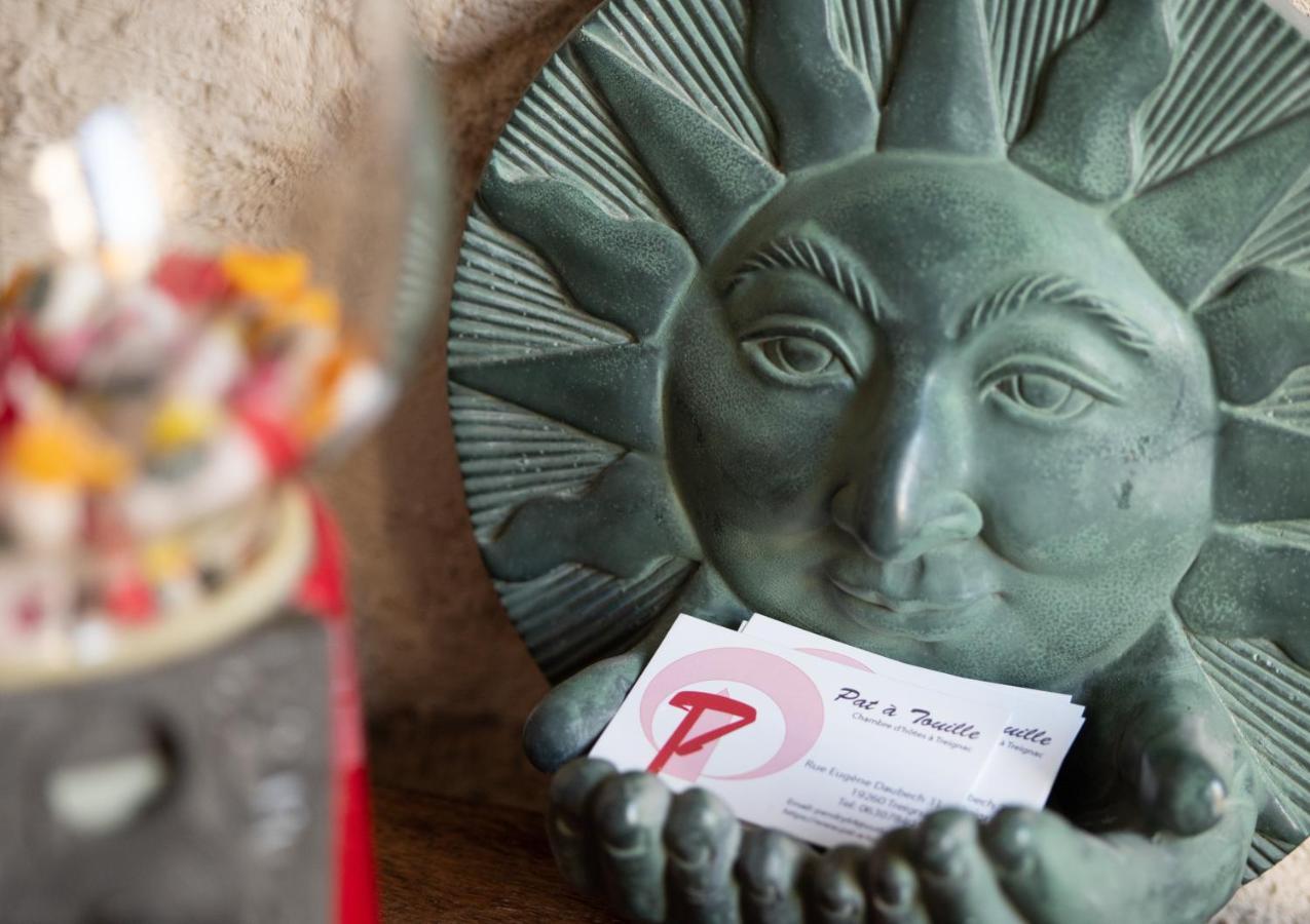 Pat A Touille Bed and Breakfast Treignac Buitenkant foto