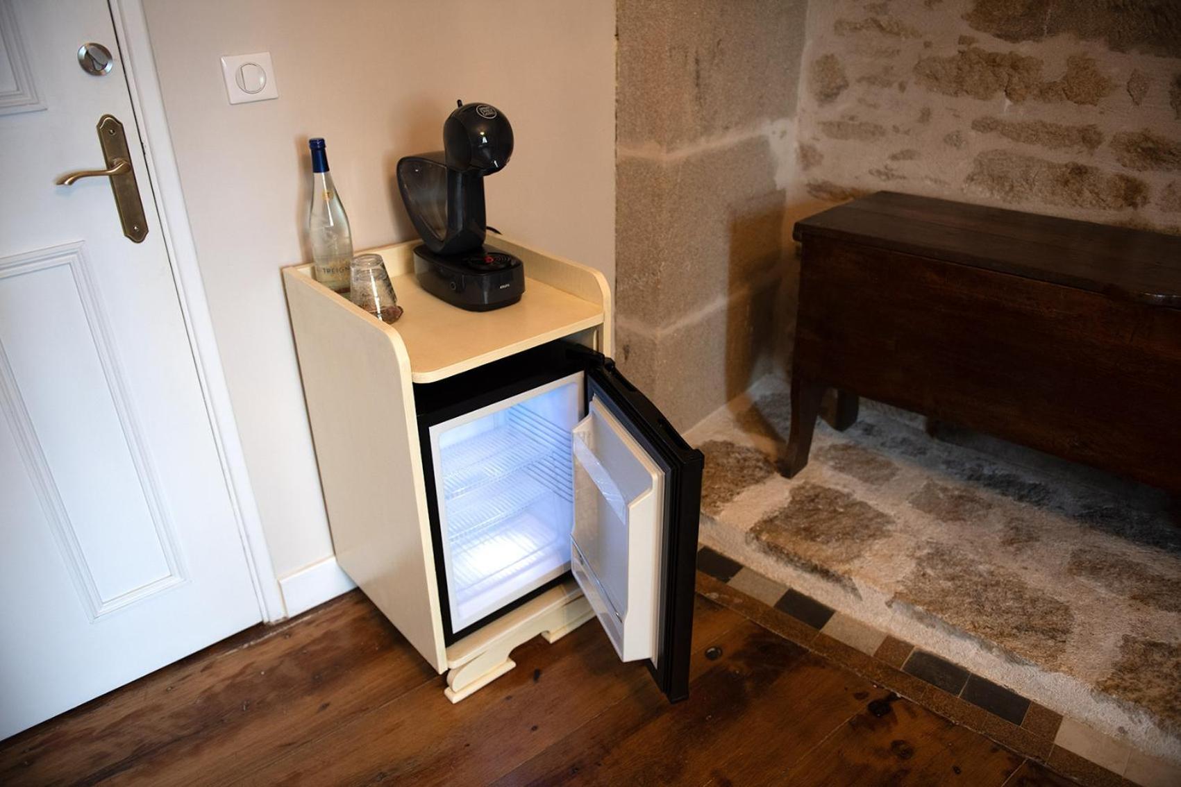 Pat A Touille Bed and Breakfast Treignac Buitenkant foto